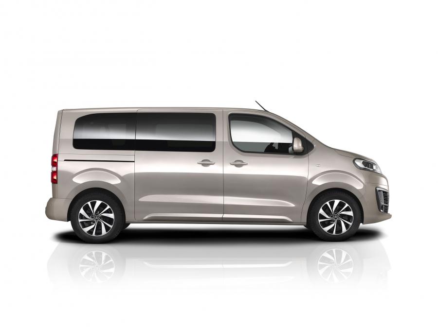  Citroen SpaceTourer 2016 года  (фото 17 из 40)